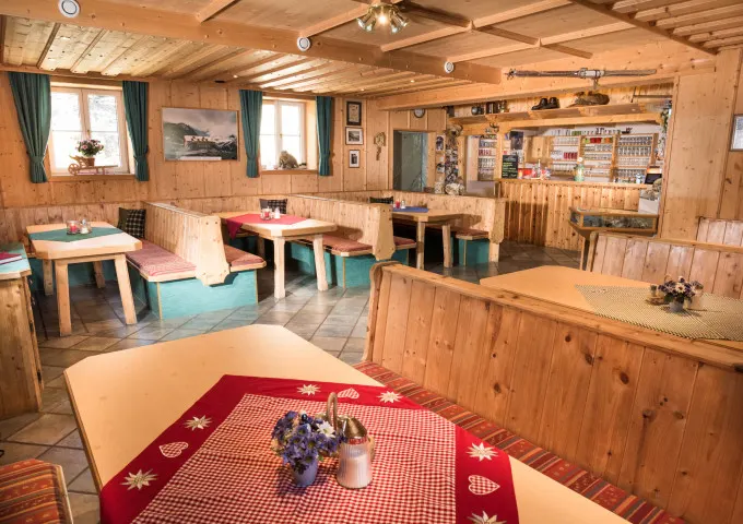 Naturfreunde Schutzhaus Neubau in Rauris, Salzburg