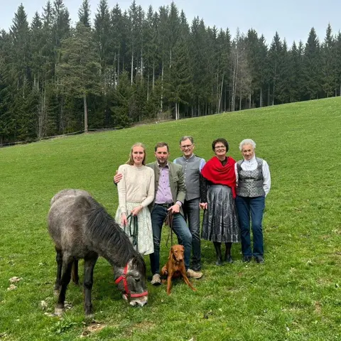Der Ponyhof Familienhotel und Reiterparadies in Ratten