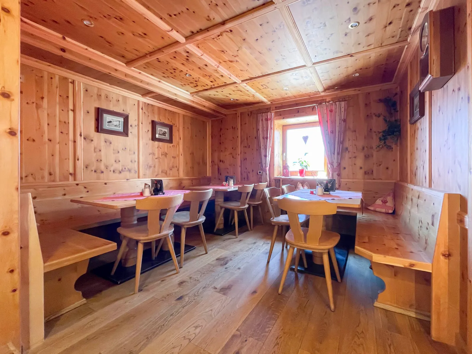 Innsbrucker Hütte in Neustift, Tirol
