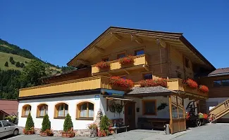 Jugendhotel Noichl in Aurach bei Kitzbühel, Tirol
