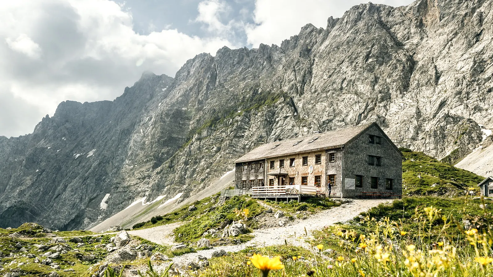 Lamsenjochhütte in Vomp, Tirol