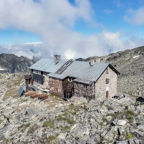 Landshuter-Europa-Hütte in St. Jakob/Pfitsch