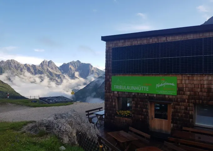 Tribulaunhütte in Gschnitz, Tirol