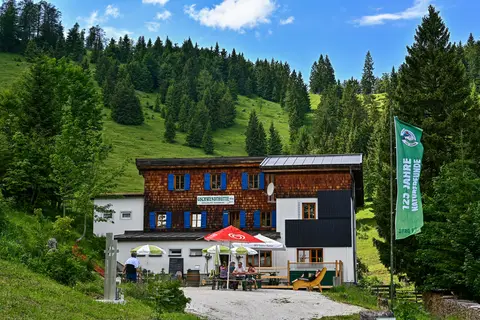 Hohenberger Gschwendthütte in Hohenberg