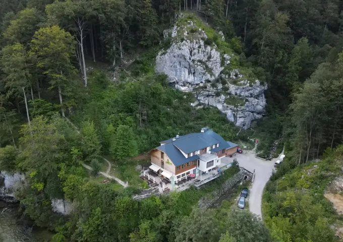 Weichtalhaus NF-Ausbildungs- u. Kletterzentrum in Reichenau an der Rax, Niederösterreich