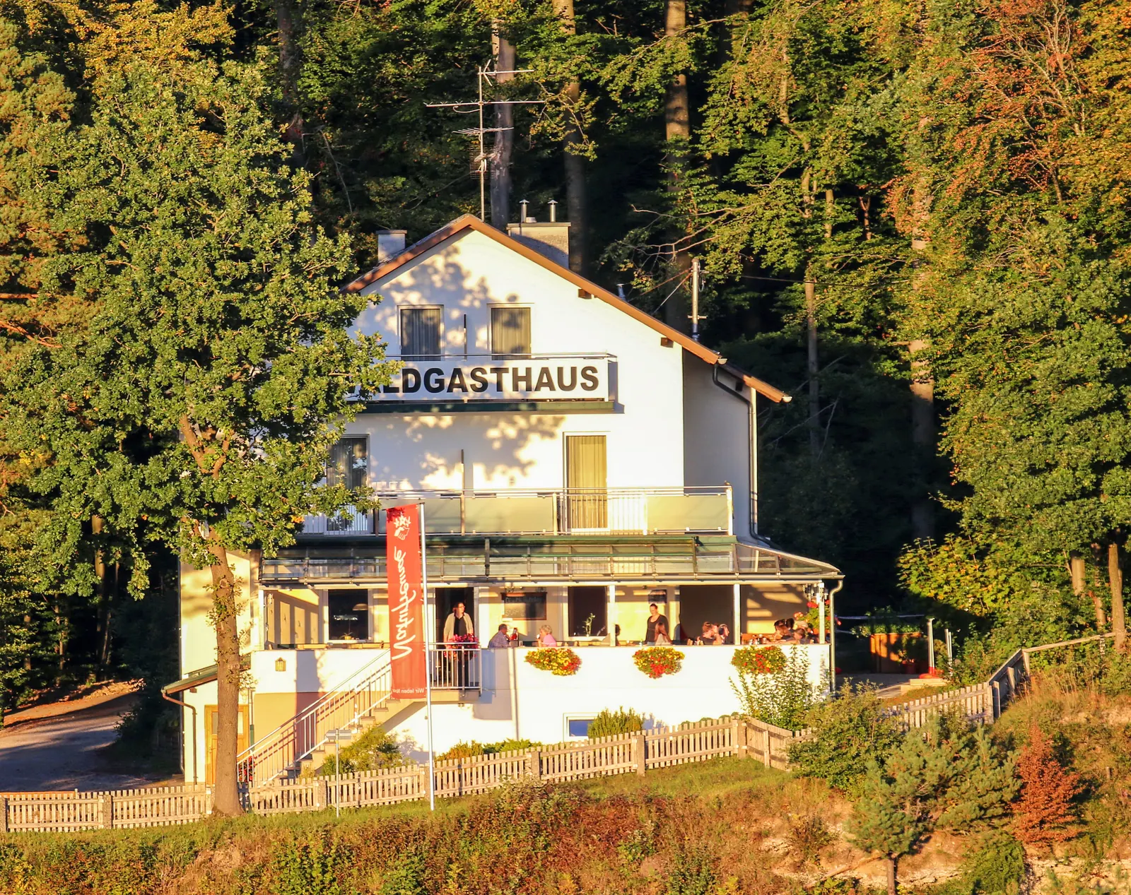 Waldgasthaus Naturfreunde Hochburg-Ach in Ach, Oberösterreich